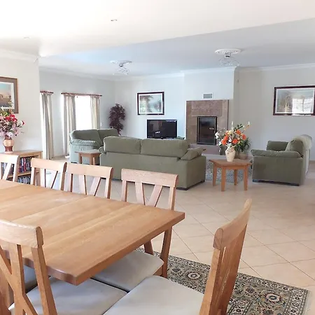 Villa Morris